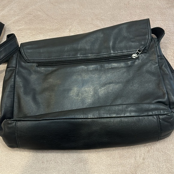 Vintage Manfield Leather Messenger Bag in great condition! - Picture 8 of 9